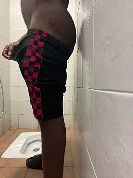 Snapshot of nice686@xh chatting on 04-16-26, 08:15 nice686xh online show from 04-16-26, 08:15