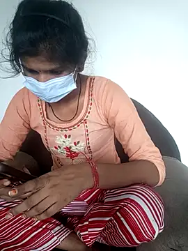 Snapshot of Pinki_baby299 chatting on 10-05-25, 01:59 Pinki baby299 online show from 10-05-25, 01:59