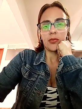 Jade 1-9 online show from 03-03-26, 07:09