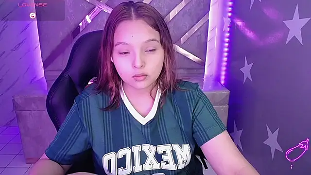mia foster t online show from 05-12-26, 01:08