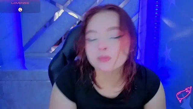 Snapshot of mia_foster_t chatting on 06-03-26, 01:14 mia foster t online show from 06-03-26, 01:14