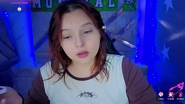 Snapshot of mia_foster_t chatting on 07-13-26, 01:25 mia foster t online show from 07-13-26, 01:25