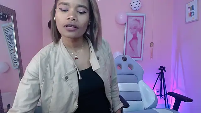 ingrid03 taffur online show from 11-02-25, 01:35