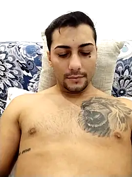 gooddboy01 online show from 11-05-25, 12:27