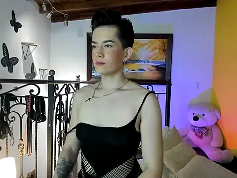 Zulyhenao online show from 11-15-25, 03:26