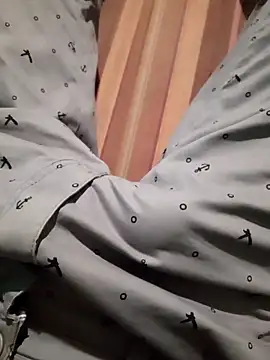 Snapshot of Travieso_loco9 chatting on 10-03-25, 05:10 Travieso loco9 online show from 10-03-25, 05:10