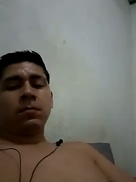 Snapshot of Travieso_loco9 chatting on 03-13-26, 08:43 Travieso loco9 online show from 03-13-26, 08:43