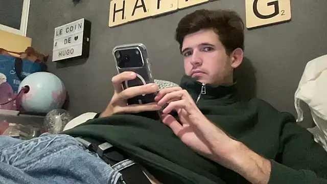 Snapshot of VersaGoo chatting on 11-27-25, 05:48 VersaGoo online show from 11-27-25, 05:48