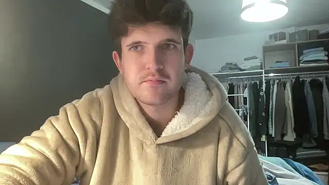 Snapshot of VersaGoo chatting on 02-10-26, 08:07 VersaGoo online show from 02-10-26, 08:07