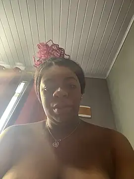 Snapshot of Priihmedeiros chatting on 01-12-26, 10:20 Priihmedeiros online show from 01-12-26, 10:20