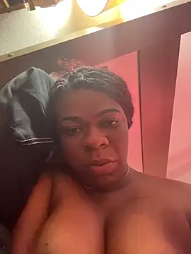 Snapshot of Priihmedeiros chatting on 02-06-26, 01:14 Priihmedeiros online show from 02-06-26, 01:14