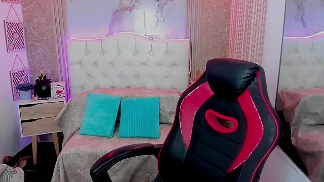 Snapshot of AriaVega chatting on 03-02-26, 12:45 AriaVega online show from 03-02-26, 12:45