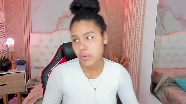 Snapshot of AriaVega chatting on 03-13-26, 12:56 AriaVega online show from 03-13-26, 12:56