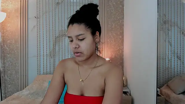 AriaVega online show from 05-17-26, 01:18