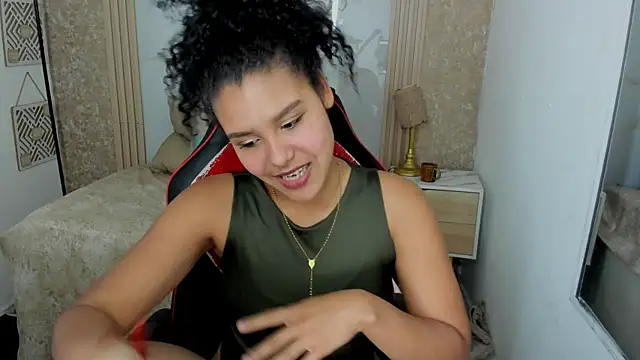 AriaVega online show from 05-26-26, 02:24