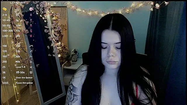 Mona Esty online show from 03-05-26, 01:18