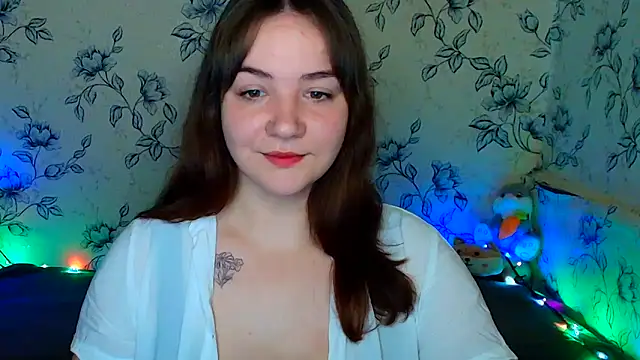 OliviaMontgommery online show from 05-26-26, 01:51