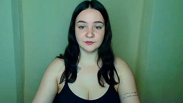OliviaMontgommery online show from 07-21-26, 12:24