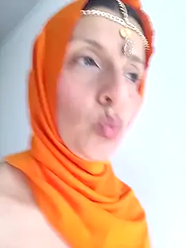 Aafsha  online show from 11-10-25, 04:17