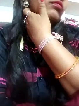Priyanka hot54 online show from 10-27-25, 07:40
