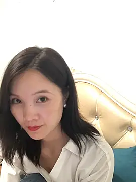 Snapshot of Mile-m chatting on 06-01-26, 03:14 Mile-m online show from 06-01-26, 03:14