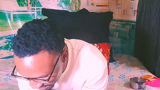 EbonyTiger69 online show from 04-12-26, 06:35