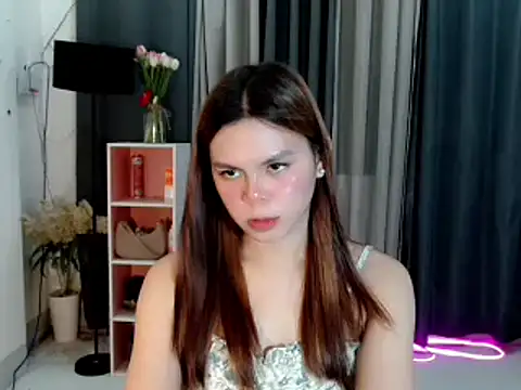 Snapshot of buttycamillex chatting on 06-07-26, 06:00 buttycamillex online show from 06-07-26, 06:00