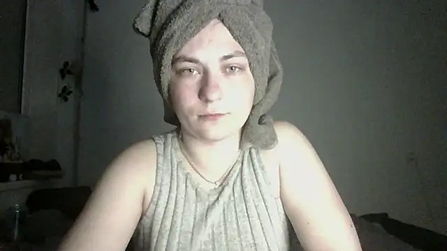 Twolatte1520 online show from 04-08-26, 08:42