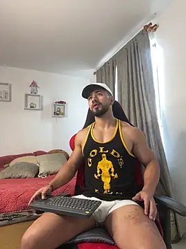 Ezzio Scolaro online show from 02-15-26, 01:31