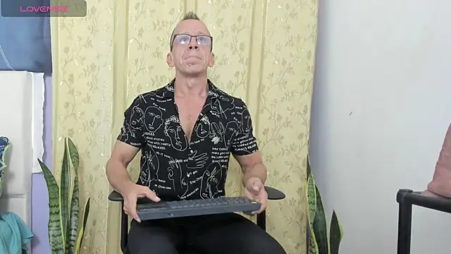  axelking  online show from 06-01-26, 11:34