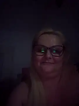 NieMaJazdyBezGwiazdy7883 online show from 02-21-26, 06:20