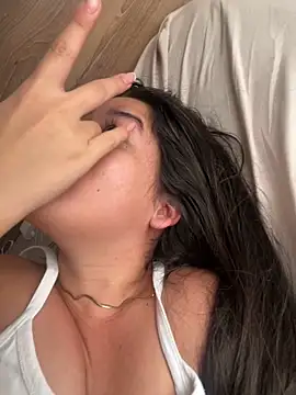 Snapshot of Nhefertary chatting on 03-12-26, 11:49 Nhefertary online show from 03-12-26, 11:49