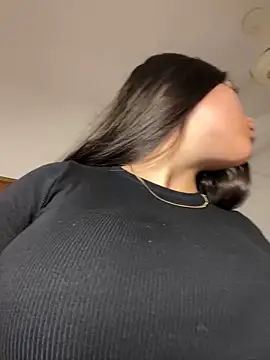 Snapshot of Nhefertary chatting on 03-12-26, 11:55 Nhefertary online show from 03-12-26, 11:55