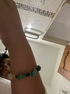 Snapshot of Nhefertary chatting on 03-19-26, 03:21 Nhefertary online show from 03-19-26, 03:21