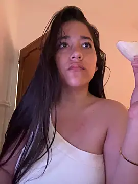 Snapshot of Nhefertary chatting on 04-03-26, 03:10 Nhefertary online show from 04-03-26, 03:10