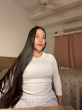 Snapshot of Nhefertary chatting on 04-06-26, 04:46 Nhefertary online show from 04-06-26, 04:46