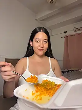 Snapshot of Nhefertary chatting on 04-07-26, 12:55 Nhefertary online show from 04-07-26, 12:55