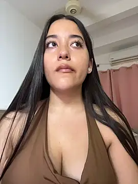 Snapshot of Nhefertary chatting on 04-10-26, 10:47 Nhefertary online show from 04-10-26, 10:47