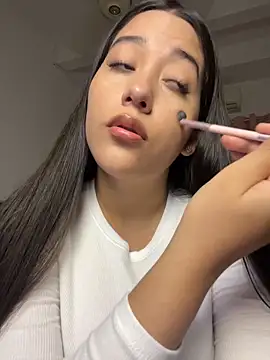 Snapshot of Nhefertary chatting on 04-11-26, 11:53 Nhefertary online show from 04-11-26, 11:53