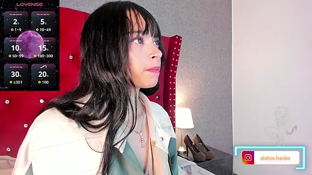 Snapshot of alahia_hank chatting on 12-21-25, 02:13 alahia hank online show from 12-21-25, 02:13