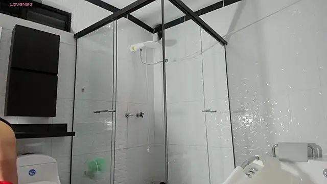 jilary  clinton online show from 01-07-26, 02:14