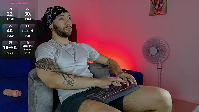 angel kyrozz online show from 03-09-26, 07:07