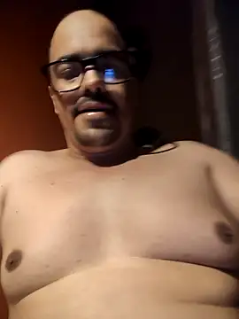 IncomingEssence478 online show from 04-13-26, 03:12