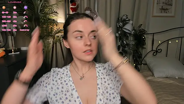 ThelmaJusto online show from 04-15-26, 03:30