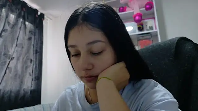 Snapshot of KOREN_JALAA chatting on 06-22-26, 07:44 KOREN JALAA online show from 06-22-26, 07:44