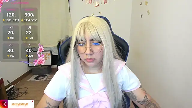 LoveLyy- online show from 04-10-26, 10:36