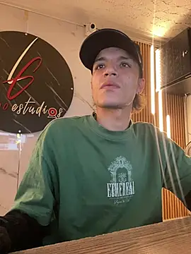 santyrestrepo online show from 06-25-26, 01:05
