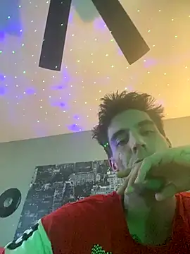 nvthvn555 online show from 11-18-25, 04:50