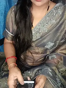 Snapshot of Rashmi_011 chatting on 06-07-26, 12:37 Rashmi 011 online show from 06-07-26, 12:37