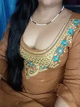 Snapshot of Rashmi_011 chatting on 06-18-26, 09:25 Rashmi 011 online show from 06-18-26, 09:25